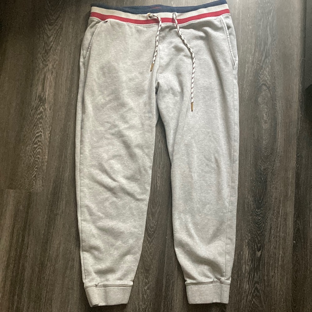 Tommy Hilfiger Men's Grey Joggers